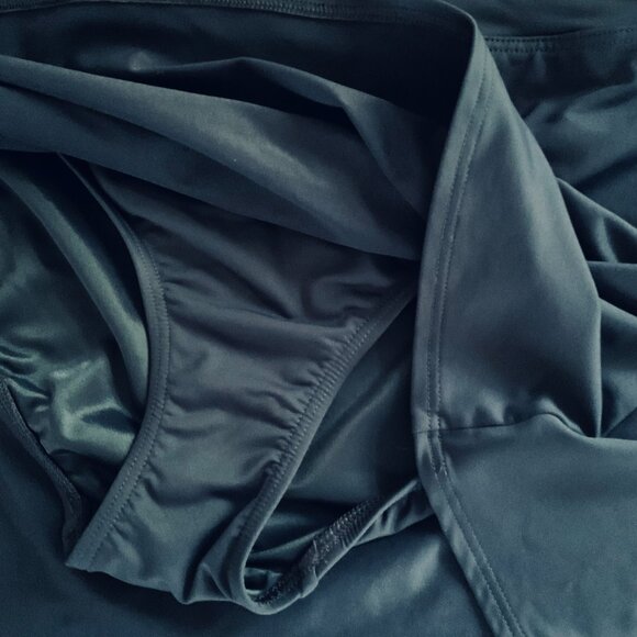 LANDS' END Women's Athletic Skort EUC Size 10 - Picture 4 of 5